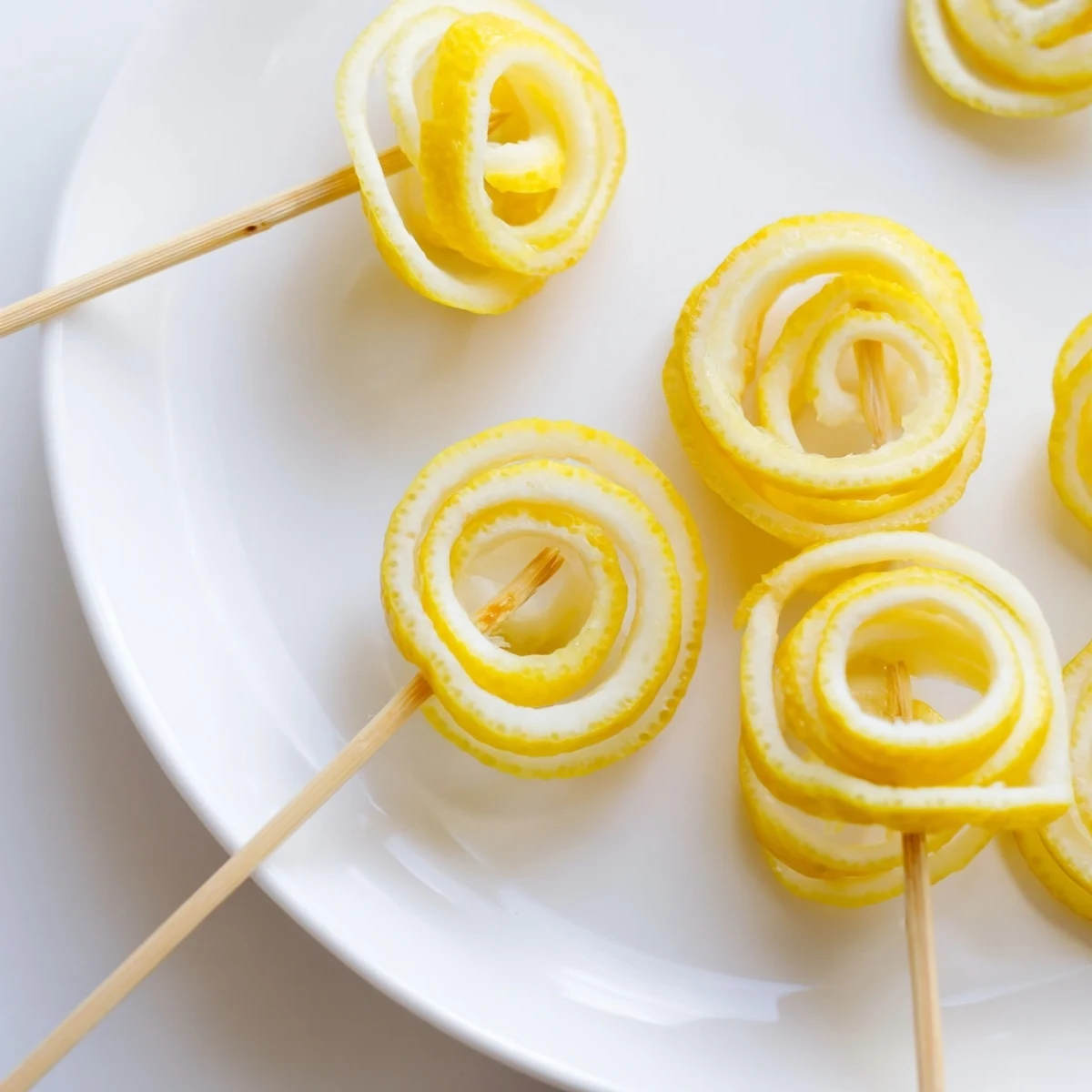 Lemon Garnish Zesty Accent